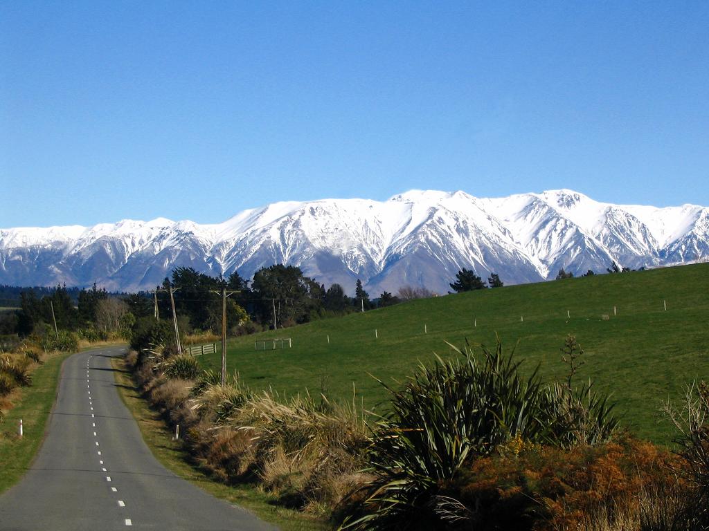 Downs Road (last bend before Sleemans Rd turn-off)